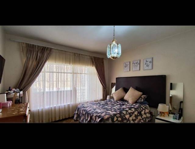 2 BEDROOM APARTMENT FOR SALE IN BENONI CENTRAL